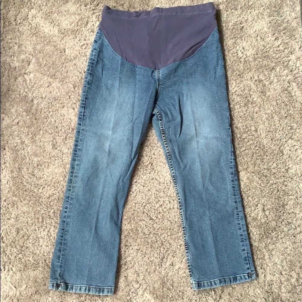💥4/$25💥 GAP Maternity ADJUSTABLE Capri Jeans